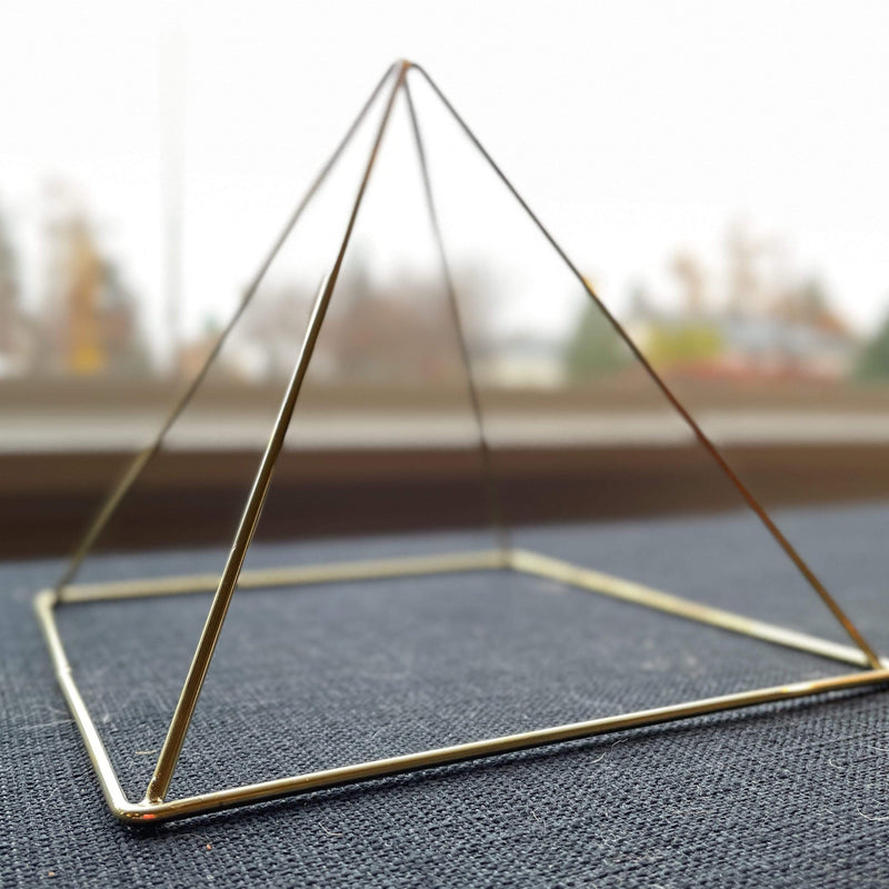 single krystaline 7" pyramid